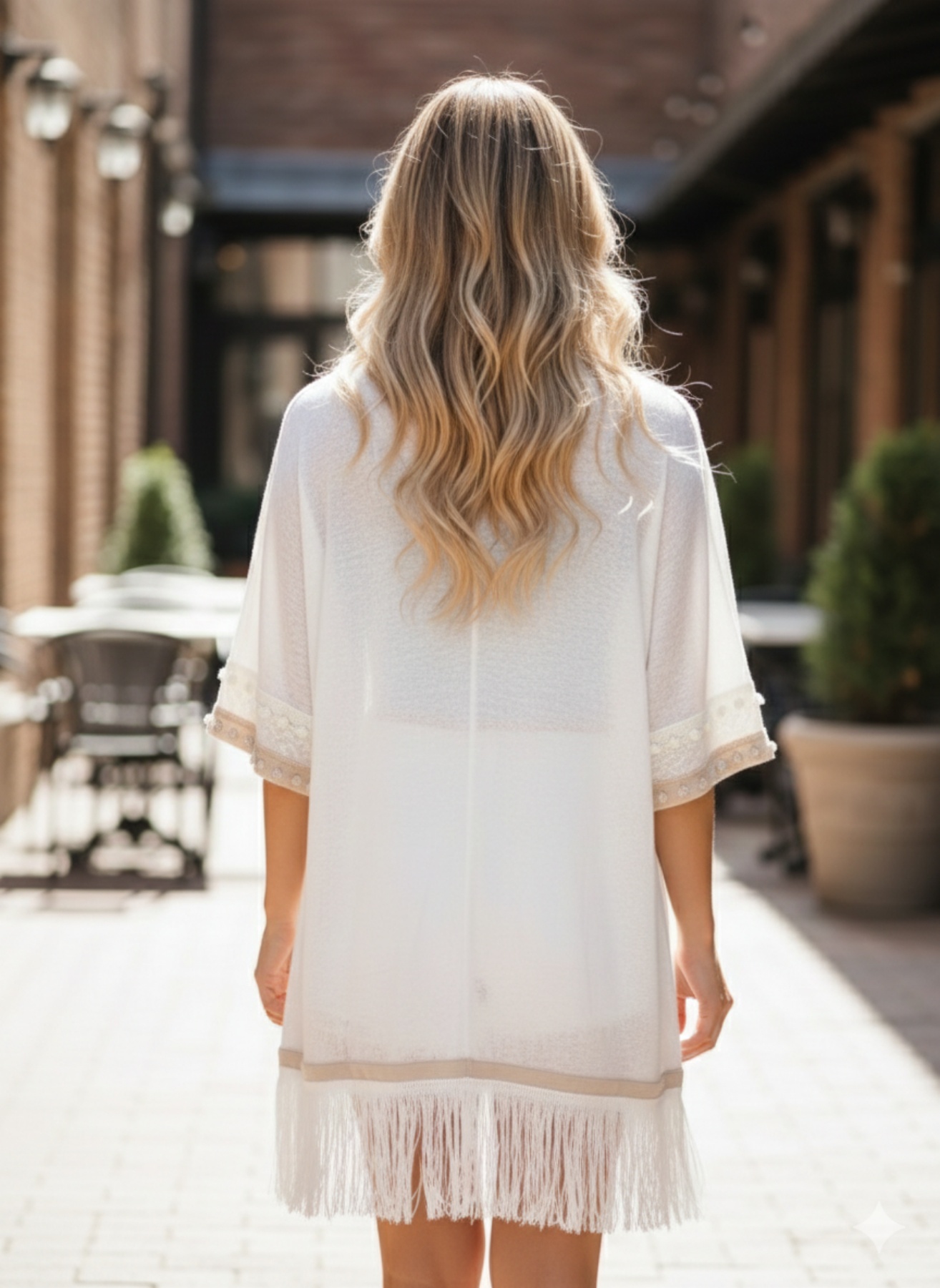 Λευκό Boho Κιμονό με κρόσι & Pon Pon